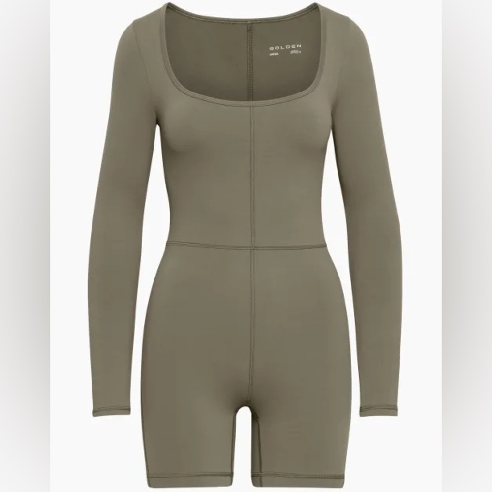 (BNWT) Aritzia Divinity 5” Golden Longsleeve Romper in Shaded Grey